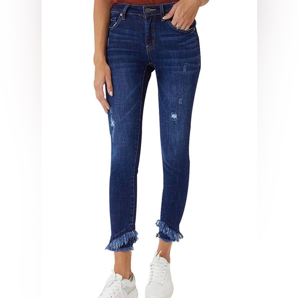 KanCan NWT Mid Rise Super Skinny Jeans - Size 25